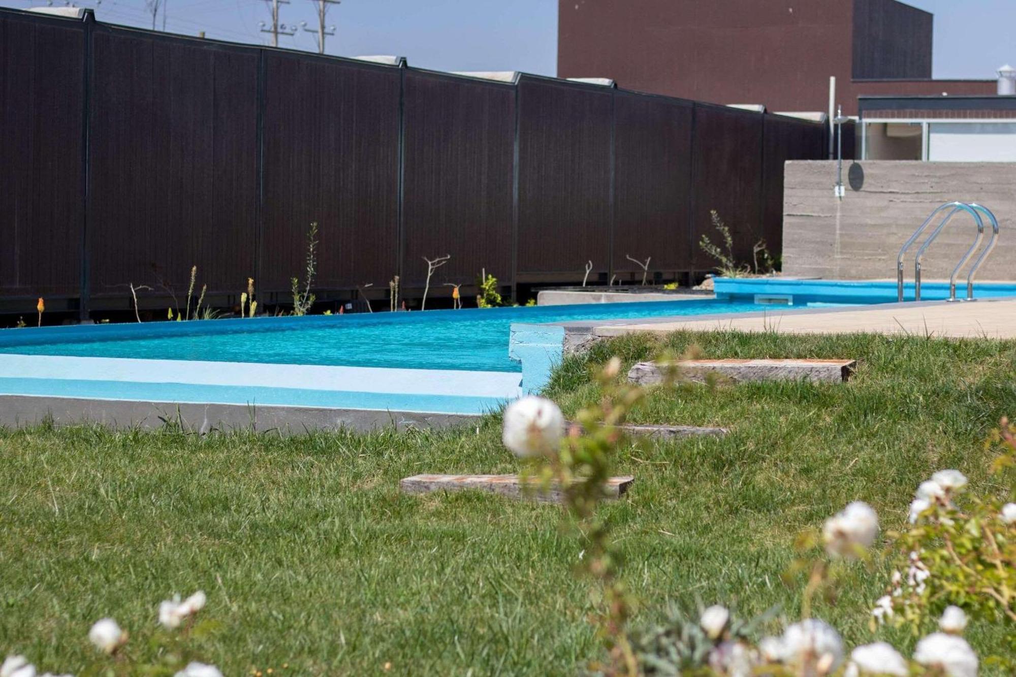 Park Inn By Radisson Los Olivos De וינאר מראה חיצוני תמונה