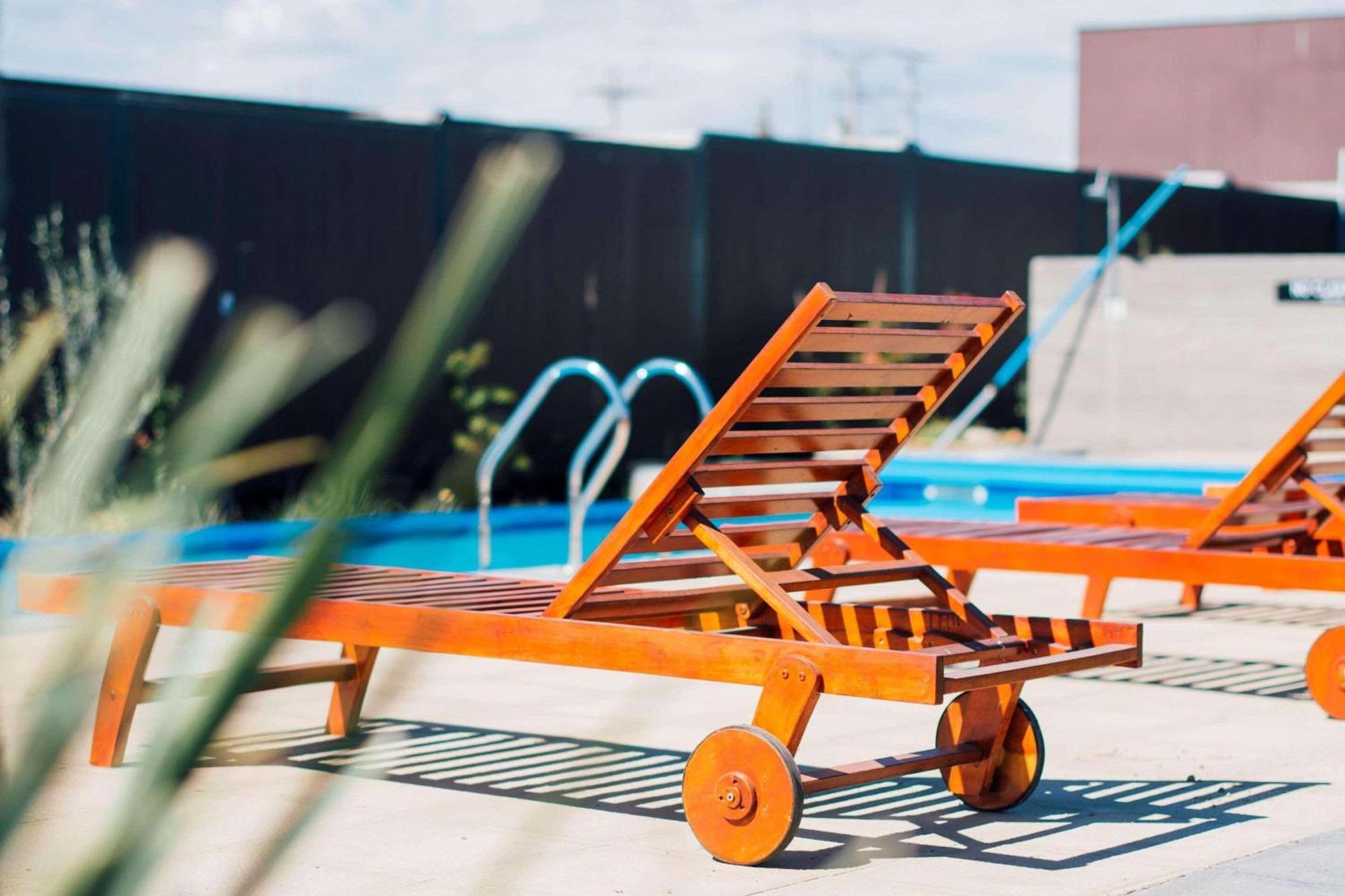 Park Inn By Radisson Los Olivos De וינאר מראה חיצוני תמונה