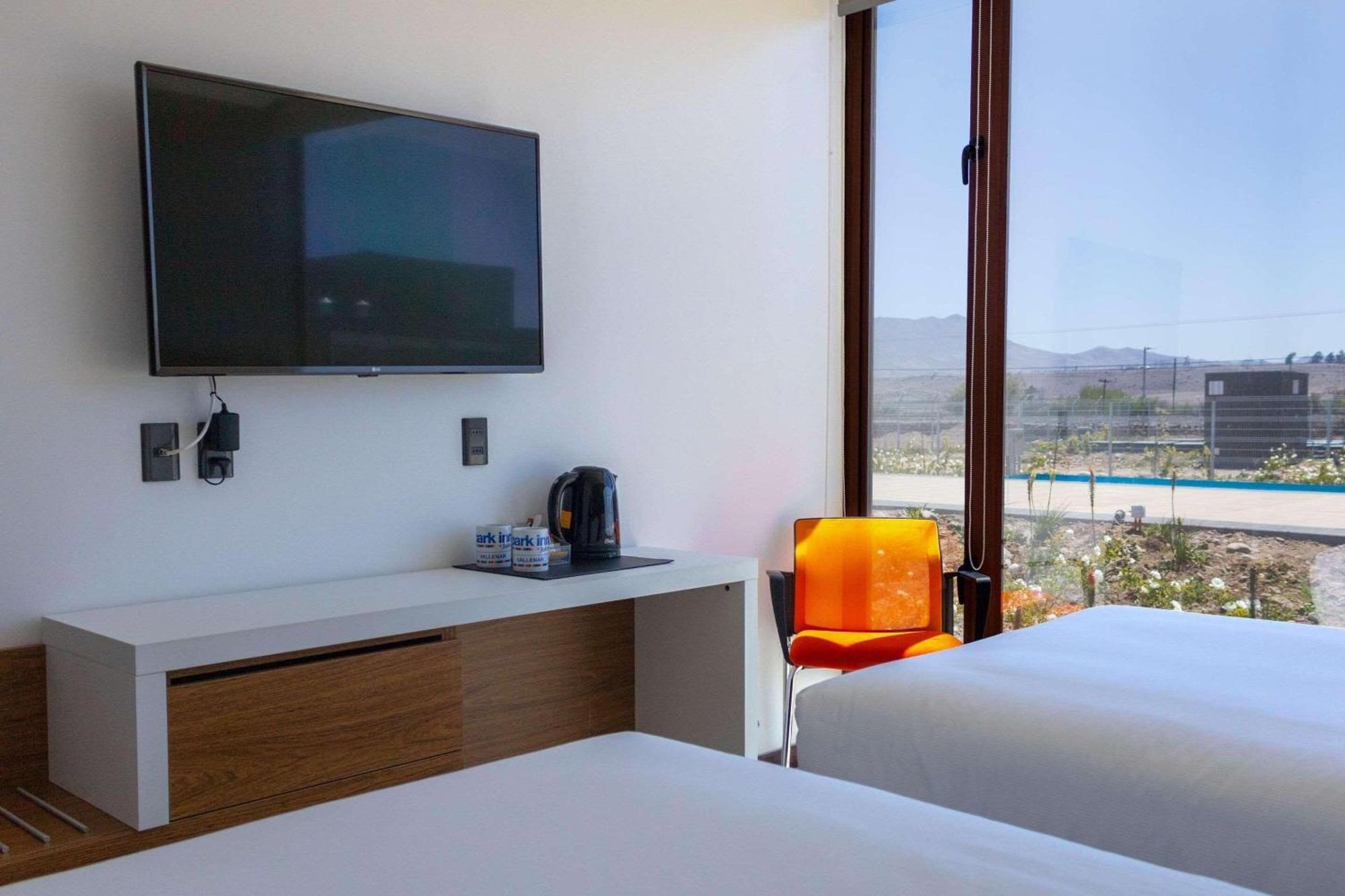 Park Inn By Radisson Los Olivos De וינאר מראה חיצוני תמונה