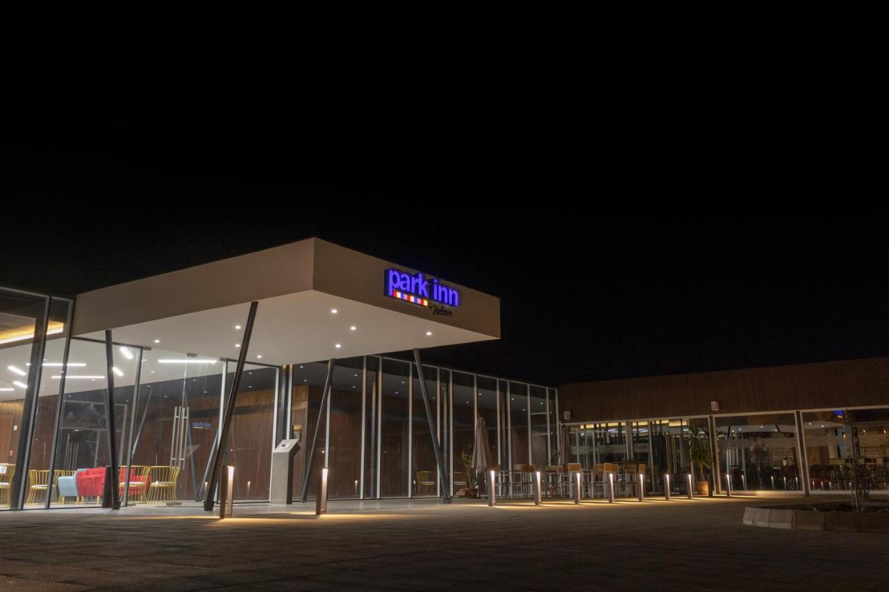 Park Inn By Radisson Los Olivos De וינאר מראה חיצוני תמונה